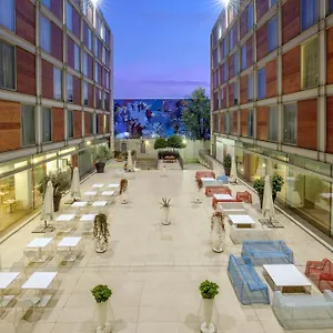 米兰希尔顿酒店集团 4* 米兰