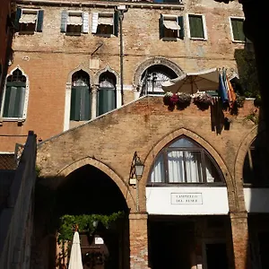 Vendégház Palazzo Lion Morosini - Check In Presso Ai Santi Apostoli