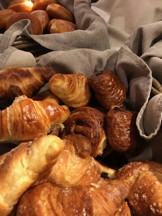 فندق بيسانزيو البندقية 4*,  إيطاليا