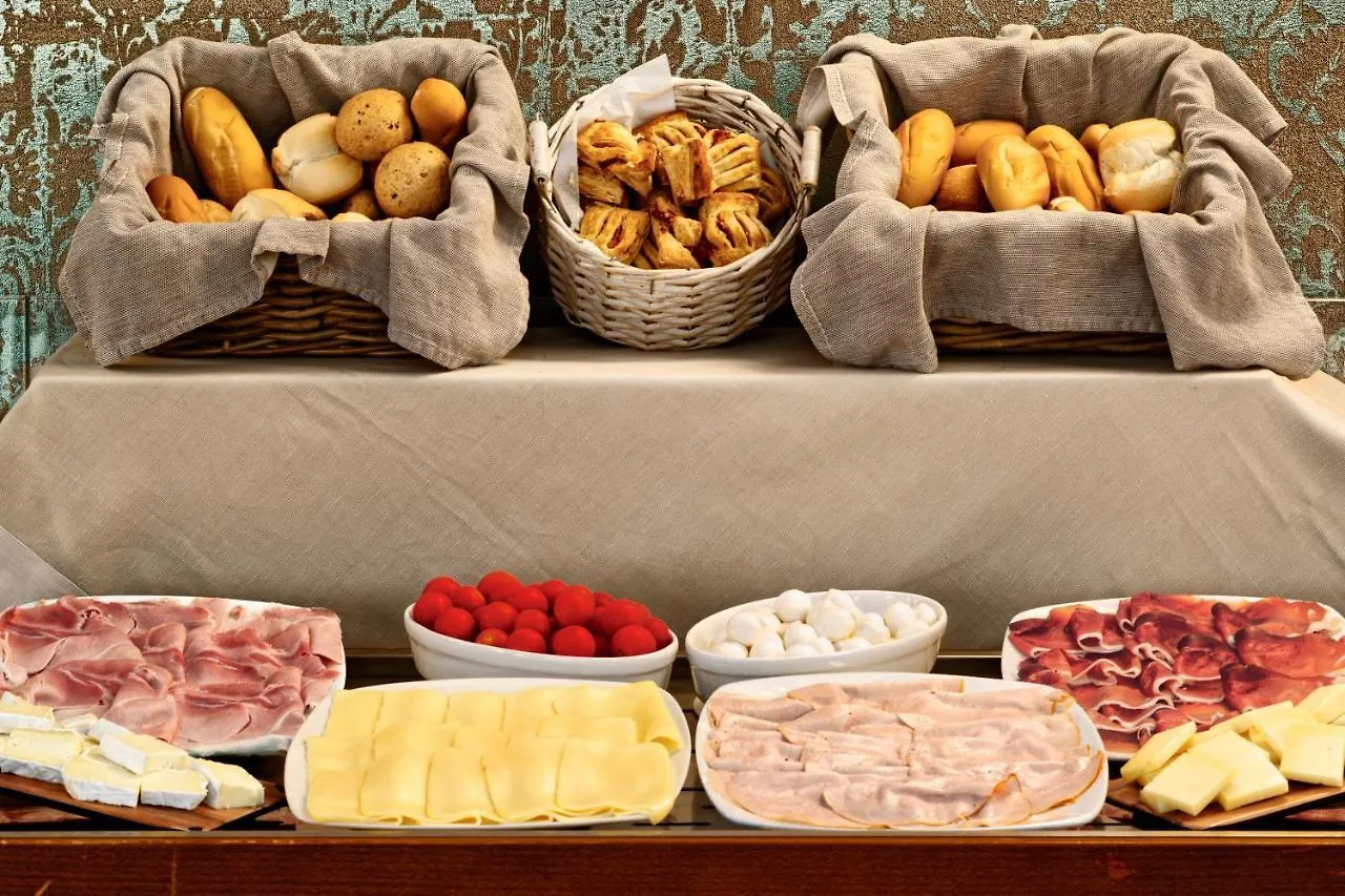 Hotel Bisanzio Venice 4*,  Italy