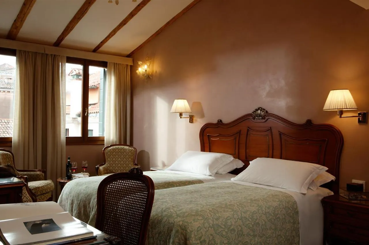 Hotel Bisanzio Венеция Италия