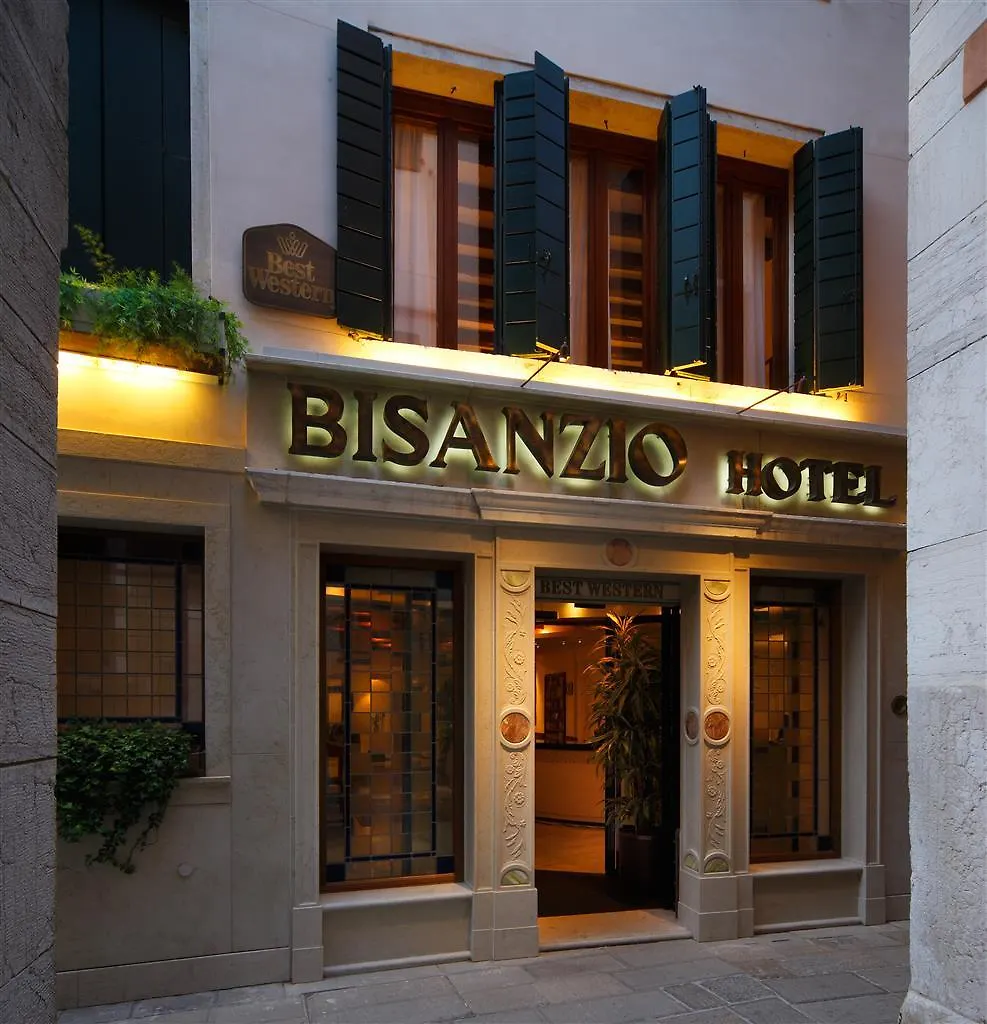 Hotel Bisanzio Венеция 4*,