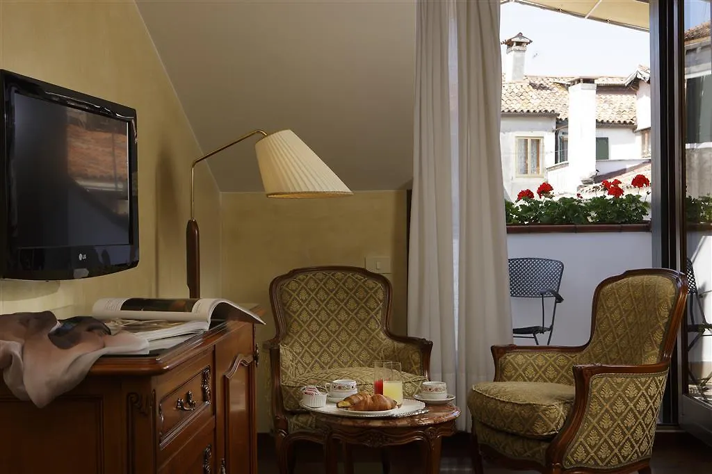 Hotel Bisanzio Венеция