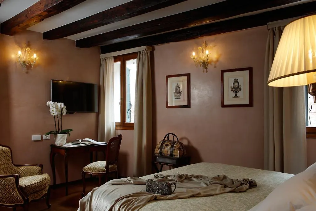 Hotel Bisanzio Венеция