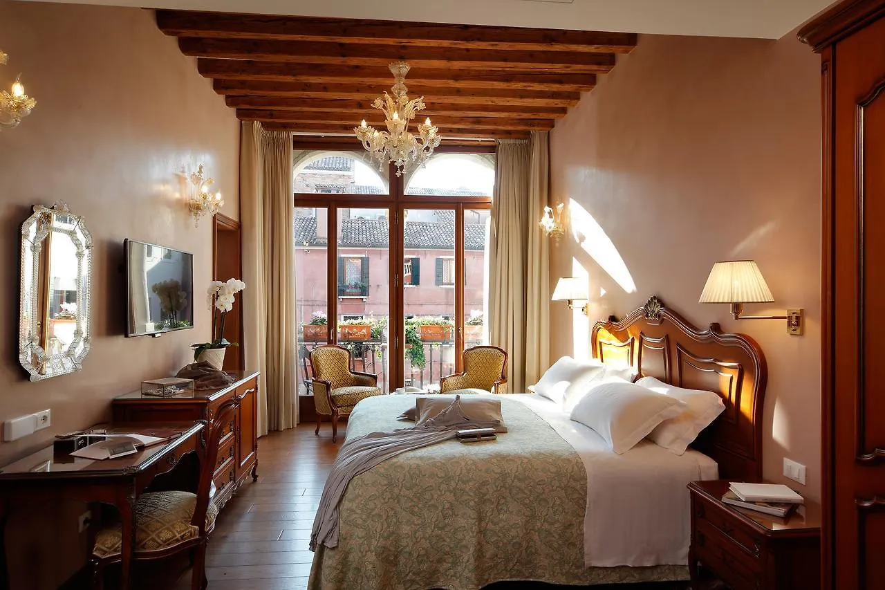 Hotel Bisanzio Венеция